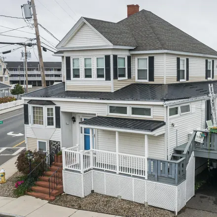 Buy this studio townhouse on Yester Years in Q Street, Hampton Beach