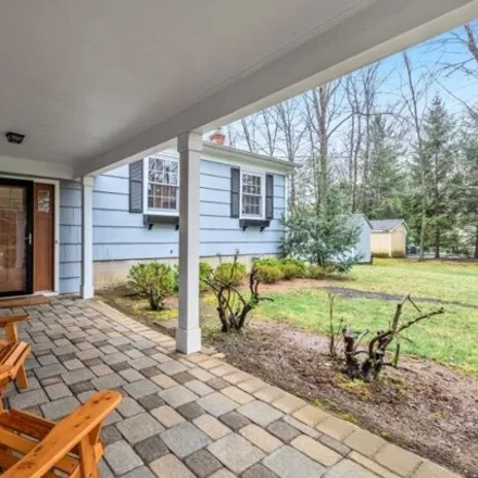 Image 5 - 22 Herms Place, Morris Township, NJ 07960, USA - House for sale
