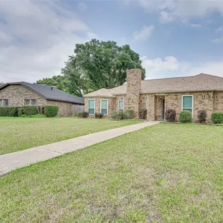 Buy this 3 bed house on 131 Pebblecreek Drive in Garland, TX 75040