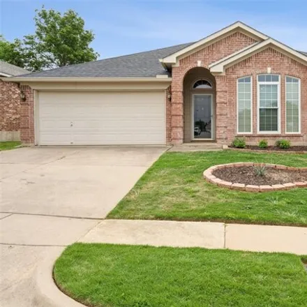Buy this 3 bed house on 4916 Vaquero Drive in Arlington, TX 76017
