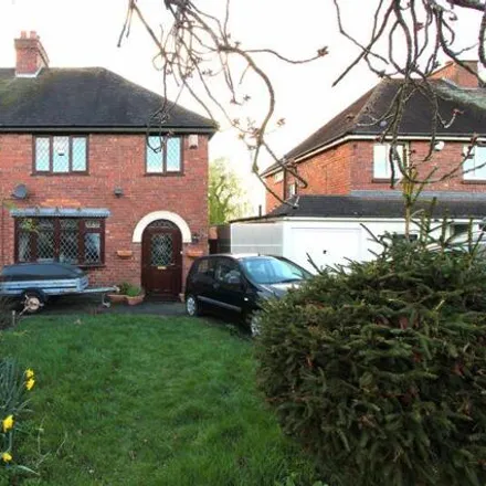 Buy this 3 bed duplex on Wood End Road in Walsall, WS5 3BG