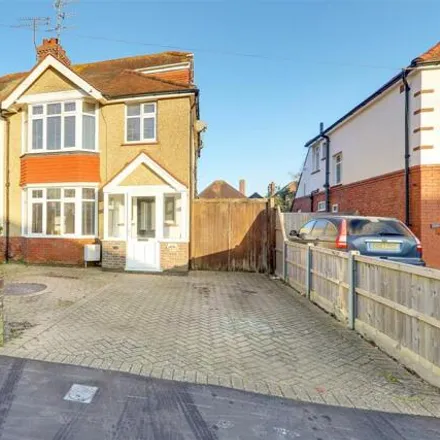 Buy this 4 bed duplex on Broomfield Avenue in Worthing, BN14 7PL