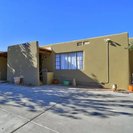 Buy this 3 bed house on 409 Richmond Drive Southeast in Albuquerque, NM 87106