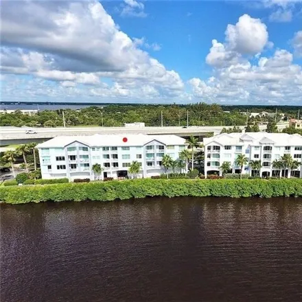 Image 2 - TideHouse Waterfront, 915 Northwest Flagler Avenue, Stuart, FL 34994, USA - Condo for rent