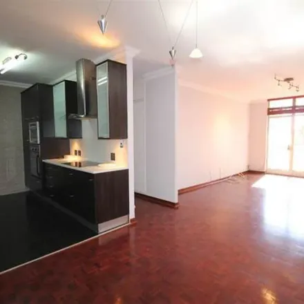 Image 3 - 4th Avenue, Houghton Estate, Johannesburg, 2001, South Africa - Apartment for rent