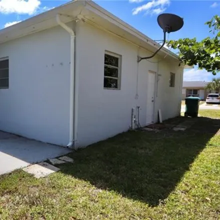 Image 2 - 1035 Northeast 169th Terrace, Miami-Dade County, FL 33162, USA - House for rent