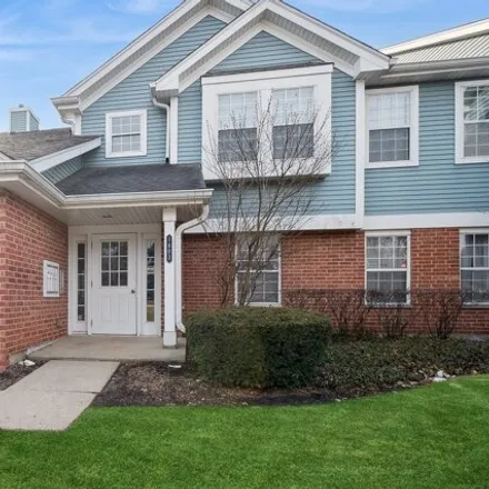 Buy this 3 bed condo on 1413 Crane Court in Arlington Heights, IL 60004