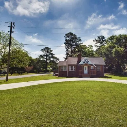 Buy this 3 bed house on 568 Williamsburg St Ne in Aiken, South Carolina