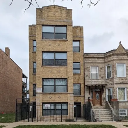 Buy this 11 bed house on 341 South Trumbull Avenue in Chicago, IL 60624