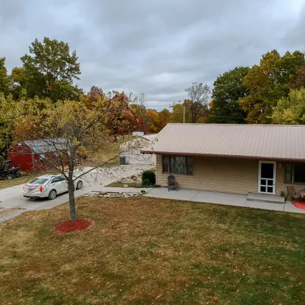 Buy this 3 bed house on 663 Indian Creek Road in Carroll County, KY 41083