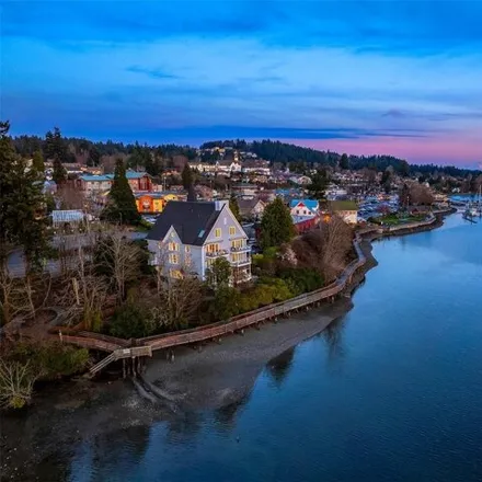 Buy this 3 bed condo on Gran Kirk in Front Street Northeast, Poulsbo