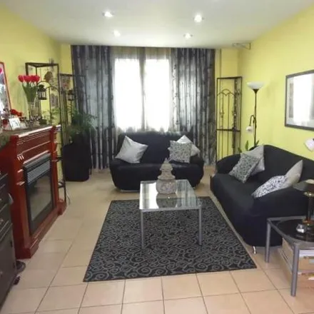 Buy this 3 bed apartment on Rua Avanhandava 260 in Higienópolis, São Paulo - SP