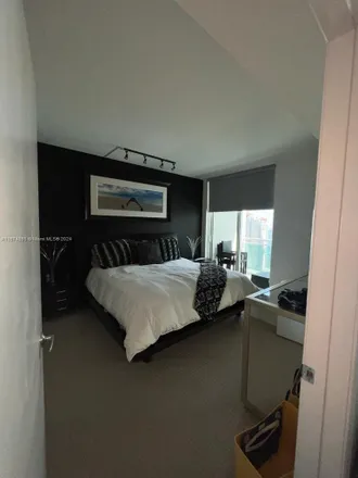 Image 9 - 950 Brickell Bay Drive - Condo for rent