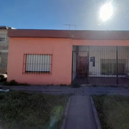 Image 2 - Venezuela, Santa Elena, 1744 Moreno, Argentina - House for sale