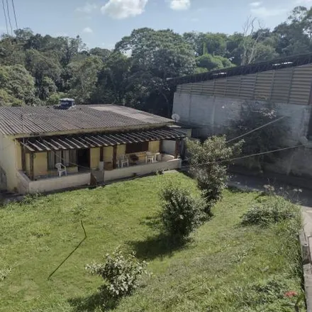 Buy this 3 bed house on Estrada Luiz Mentone in Cipó-Guaçu, Embu-Guaçu - SP