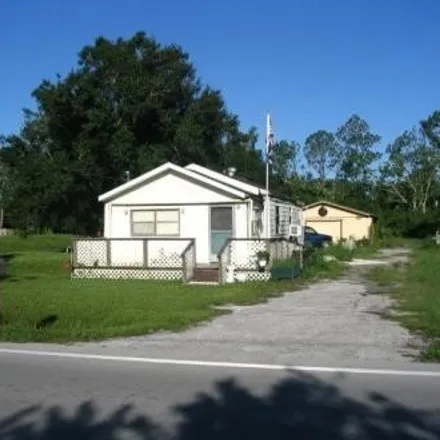 Buy this 2 bed house on 2719 Garden Street in Lazy Days Village, Lee County