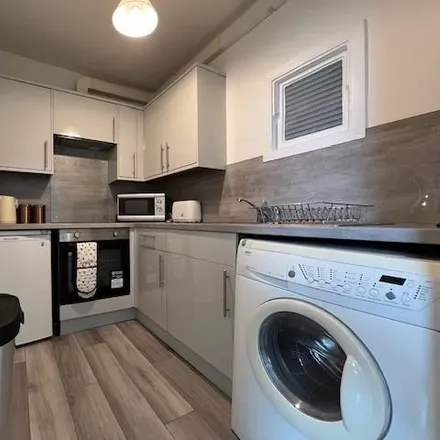 Rent this 1 bed apartment on Hillhead Terrace in Aberdeen City, AB24 3JE