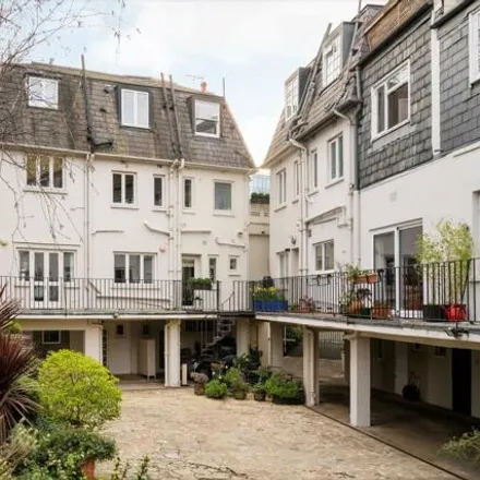 Buy this 5 bed house on 41b Warwick Gardens in London, W14 8PR