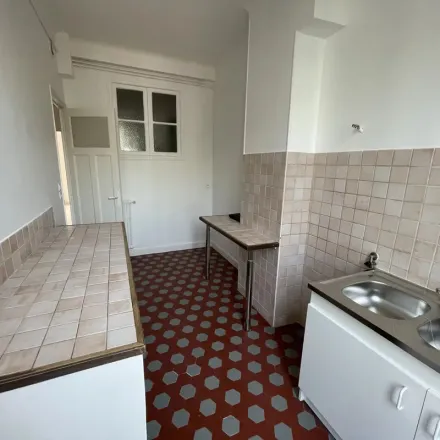 Rent this 3 bed apartment on 2 Avenue Borriglione in 06108 Nice, France