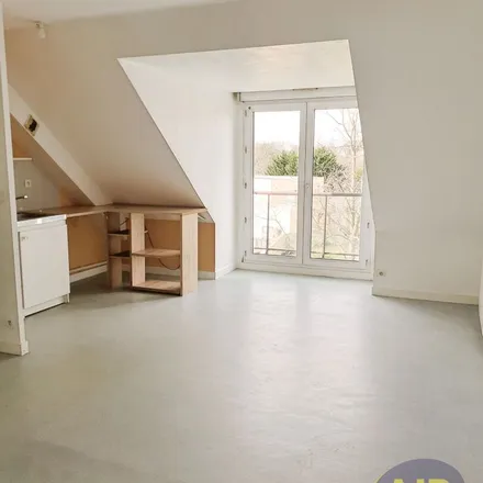 Rent this 2 bed apartment on 17 Avenue d'Armorique in 35830 Betton, France
