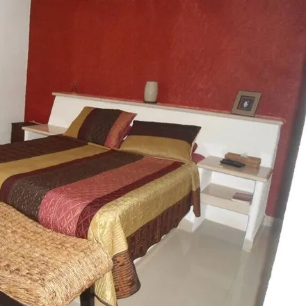 Rent this 4 bed house on Acapulco in Acapulco de Juárez, Mexico