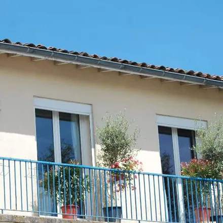 Rent this 4 bed apartment on Sentier du Tire Huit à Les Planes in 33390 Saint-Genès-de-Blaye, France