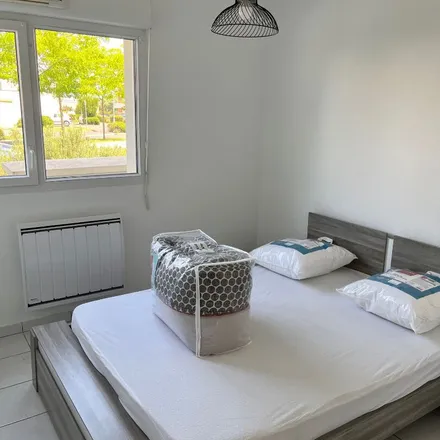 Rent this 3 bed apartment on 1 Place Napoléon in 85000 La Roche-sur-Yon, France