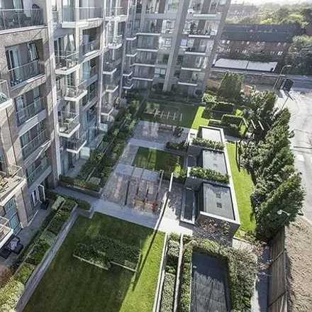 Image 9 - Dockside House, 4 Park Street, London, SW6 2QF, United Kingdom - Apartment for rent