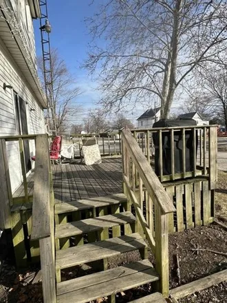 Image 4 - 421 South 2nd Avenue, St. Anne, Kankakee County, IL 60964, USA - House for sale