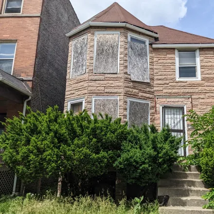 Buy this 6 bed duplex on 7032 South Saint Lawrence Avenue in Chicago, IL 60619