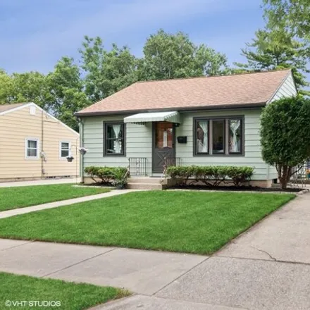 Image 1 - 4146 S Logan Ave, Milwaukee, Wisconsin, 53207 - House for sale