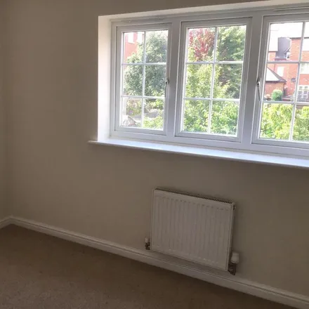 Image 5 - Williamson Drive, Nantwich, CW5 5GJ, United Kingdom - Townhouse for rent