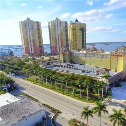 Image 6 - Alta Mar Condominium, 2825 Palm Beach Boulevard, Fort Myers, FL 33916, USA - Condo for sale
