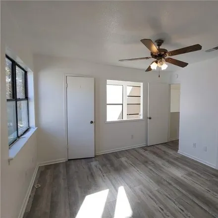 Image 7 - 13353 Water Oak Lane, Austin, TX 78729, USA - Apartment for rent