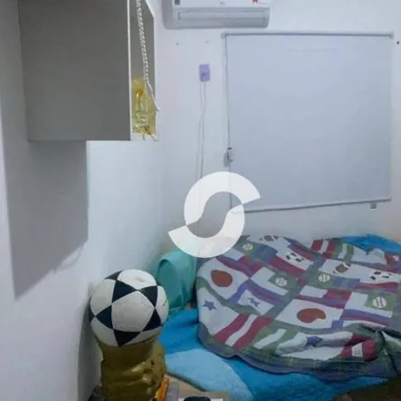 Buy this 2 bed house on Travessa Expedicionário João Franco in Santa Catarina, São Gonçalo - RJ