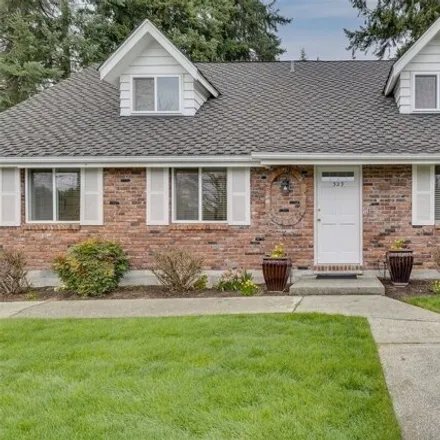Buy this 4 bed house on Lynnwood High School in 6th Avenue West, Snohomish County