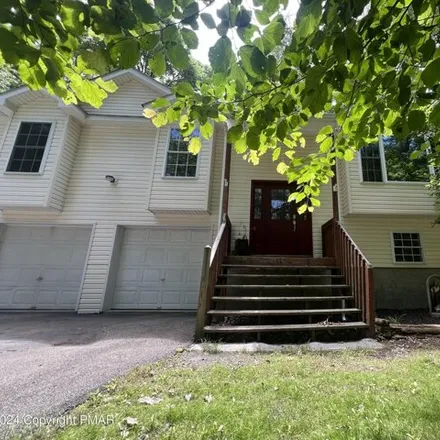 Buy this 3 bed house on 111 Vale Dr in Tannersville, Pennsylvania