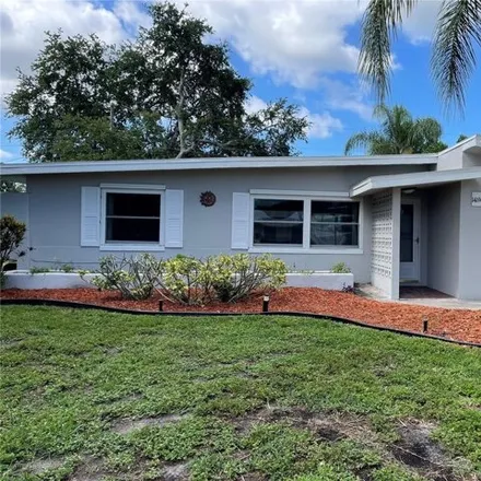 Rent this 2 bed house on Chamberlain Avenue in Pinellas County, FL 33774