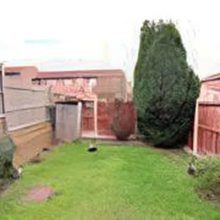 Image 2 - Coulson Close, Goodmayes, London, RM8 1TY, United Kingdom - Apartment for rent
