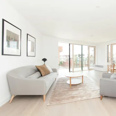 Rent this 2 bed apartment on Rutherford Heights in Rodney Road, London