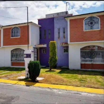 Buy this 3 bed house on Segunda Cerrada de 29 de Marzo in Lerma De Villada, 52006 Lerma