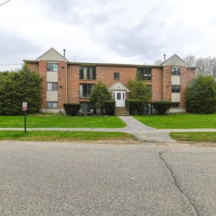 Buy this 2 bed condo on 86 Brookside Drive in Exeter, NH 03833