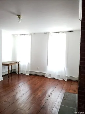 Image 4 - 16 E Parmenter St Unit 1ST, Newburgh, New York, 12550 - House for rent