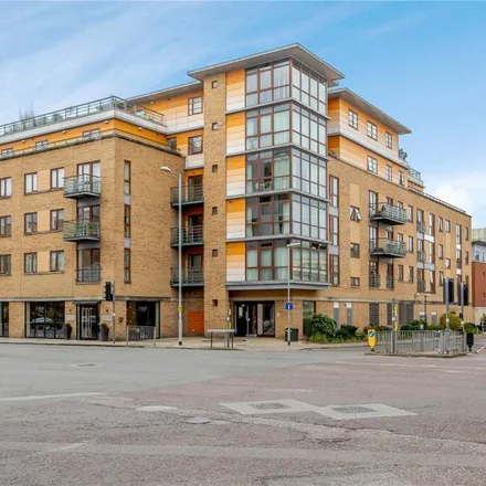 Rent this 2 bed apartment on The Levels in 150 Hills Road, Cambridge