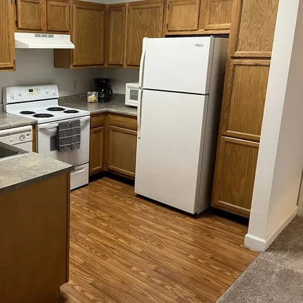Rent this 2 bed apartment on Troy