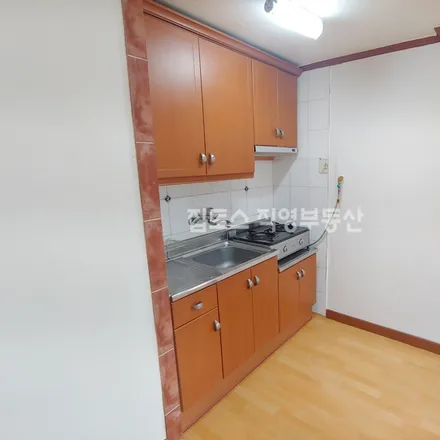 Image 9 - 서울특별시 서초구 잠원동 36-7 - Apartment for rent
