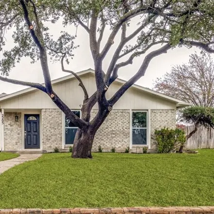 Buy this 3 bed house on 2209 Lockwood Drive in Carrollton, TX 75007