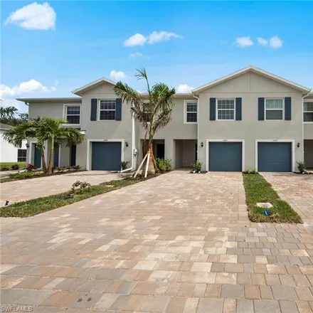 Rent this 3 bed townhouse on 2334 Butterfly Palm Drive in Collier County, FL 34119
