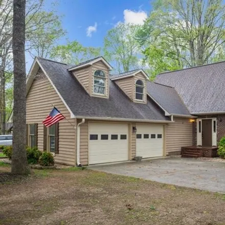 Buy this 3 bed house on 160 Wood Pointe Court in Davidson County, NC 27295