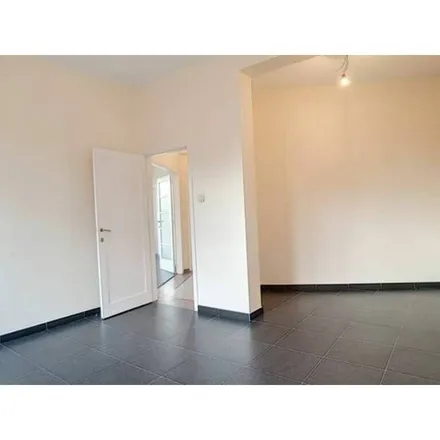 Image 2 - Quai du Bac, 4000 Liège, Belgium - Apartment for rent